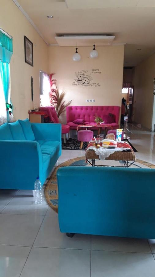 D-Rima Homestay Ruteng Exterior photo