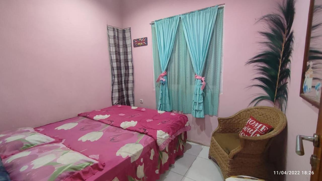 D-Rima Homestay Ruteng Exterior photo